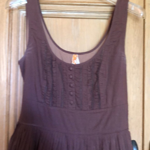 Dress - Picture 2 of 5